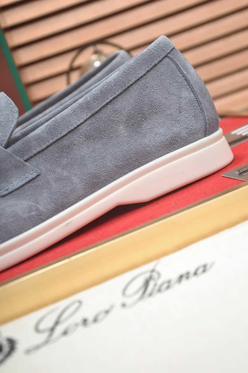 Men's shoes 💰400💶[𝐥𝐨𝐫𝐨 𝐏𝐢𝐚𝐧𝐚] [Couple model] High-end quality, affordable price, LP classic loafers, Italian treasure brand, the only brand that can match Hermès! Only after wearing it do we know that we can’t live up to our feet. Women’s code: 35-40 (customized sizes 34, 41, 42 are non-returnable) Men’s code: 38-44 (customized 45, 46, 47, 48 are non-refundable) Fabric: Customized imported cashmere Lining: Customized imported fetal cowhide Foot: Imported benzene-dyed calfskin Outsole: Exclusive original glass rubber outsole